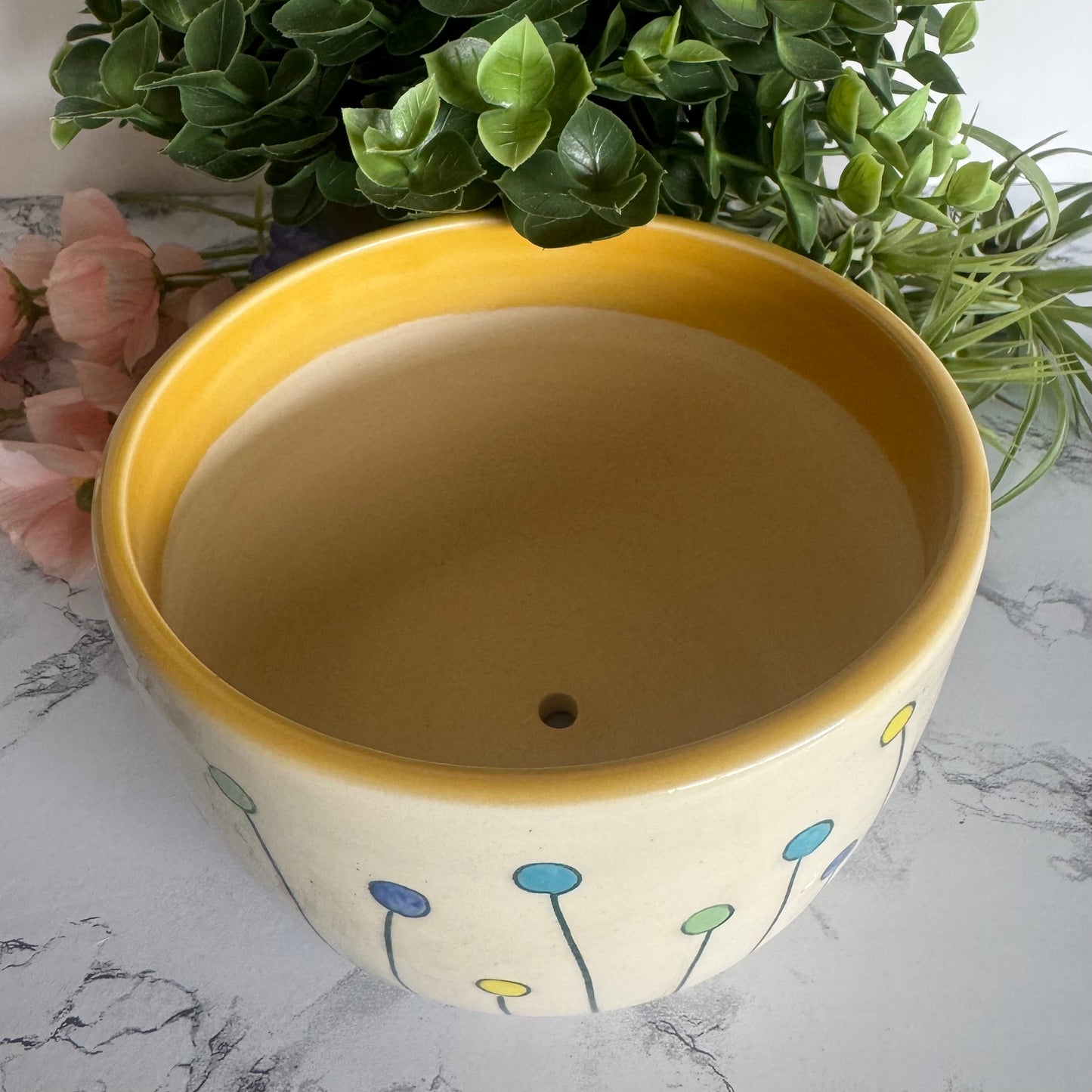 Lollipop Flowers Plant Pot, Large Yellow