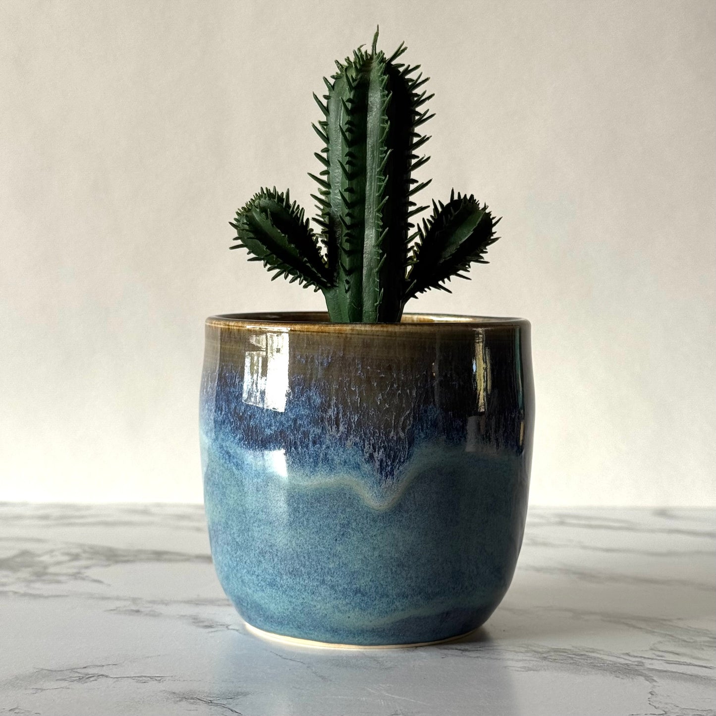 Plant Pot, Drippy Blue